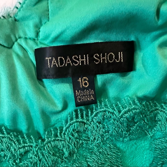 Tadashi Shoji Emerald Green V Neck Lace Sheath Dress size 16 - Picture 5 of 16